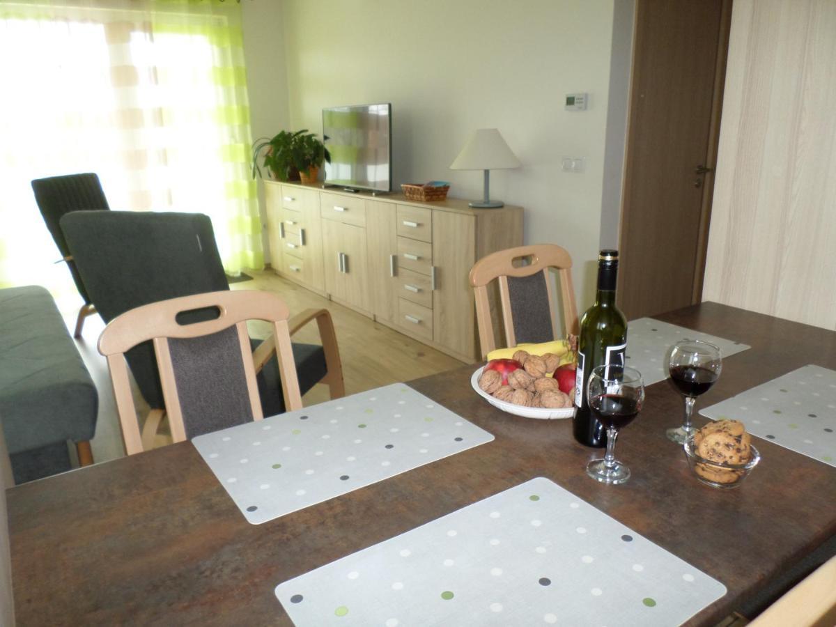 Lakoparki Apartman 维斯普雷姆 外观 照片