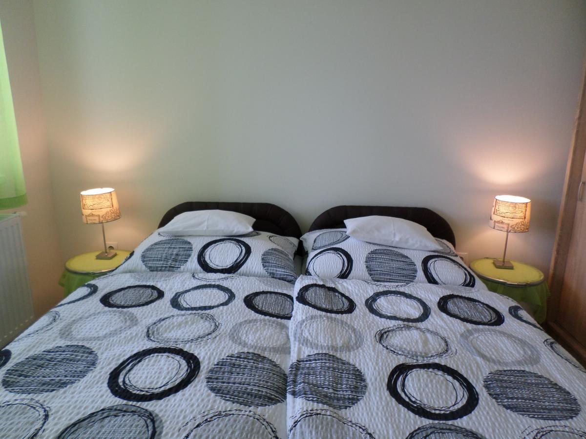 Lakoparki Apartman 维斯普雷姆 外观 照片